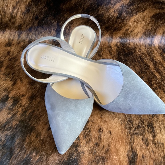 Barneys New York Pointy Toe Sling Back Heels - Picture 8 of 8